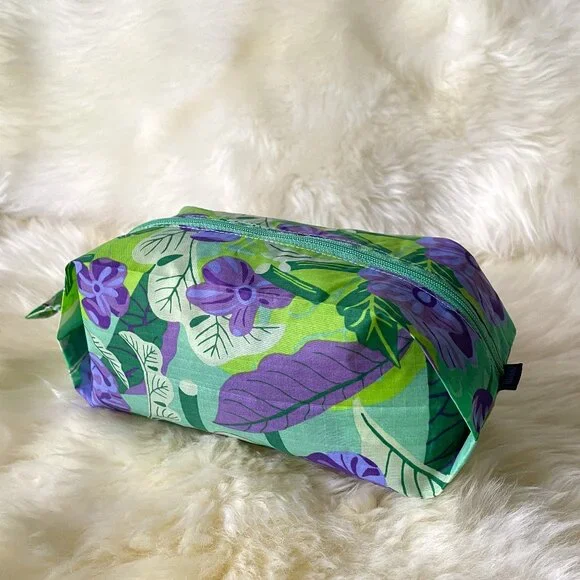 NWOT Baggu 3D Zip Pouch Small - Mixed Greens (Smorgasbord) - Picture 2 of 7